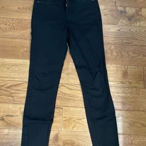 Paige Hoxton ultra skinny